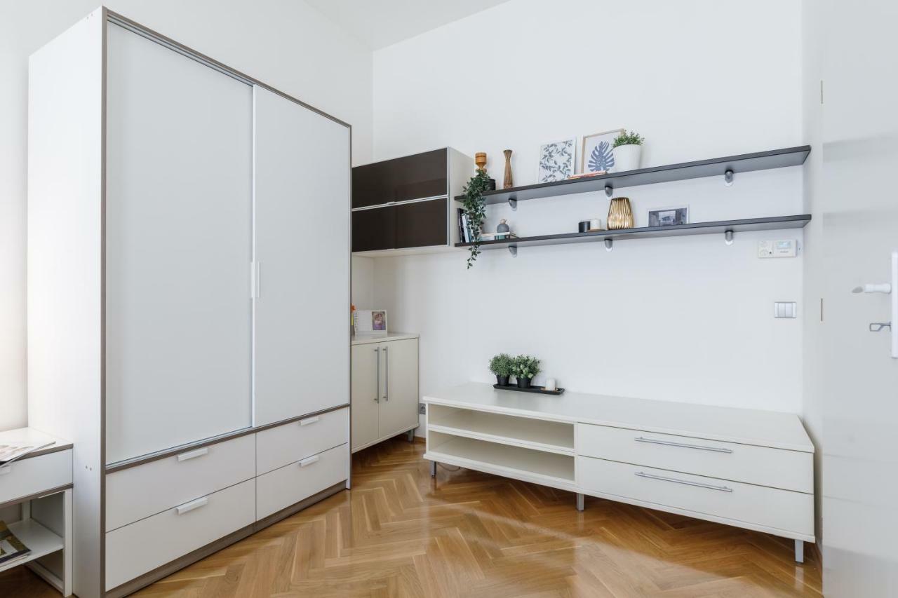 Art Apartments Prague II Εξωτερικό φωτογραφία