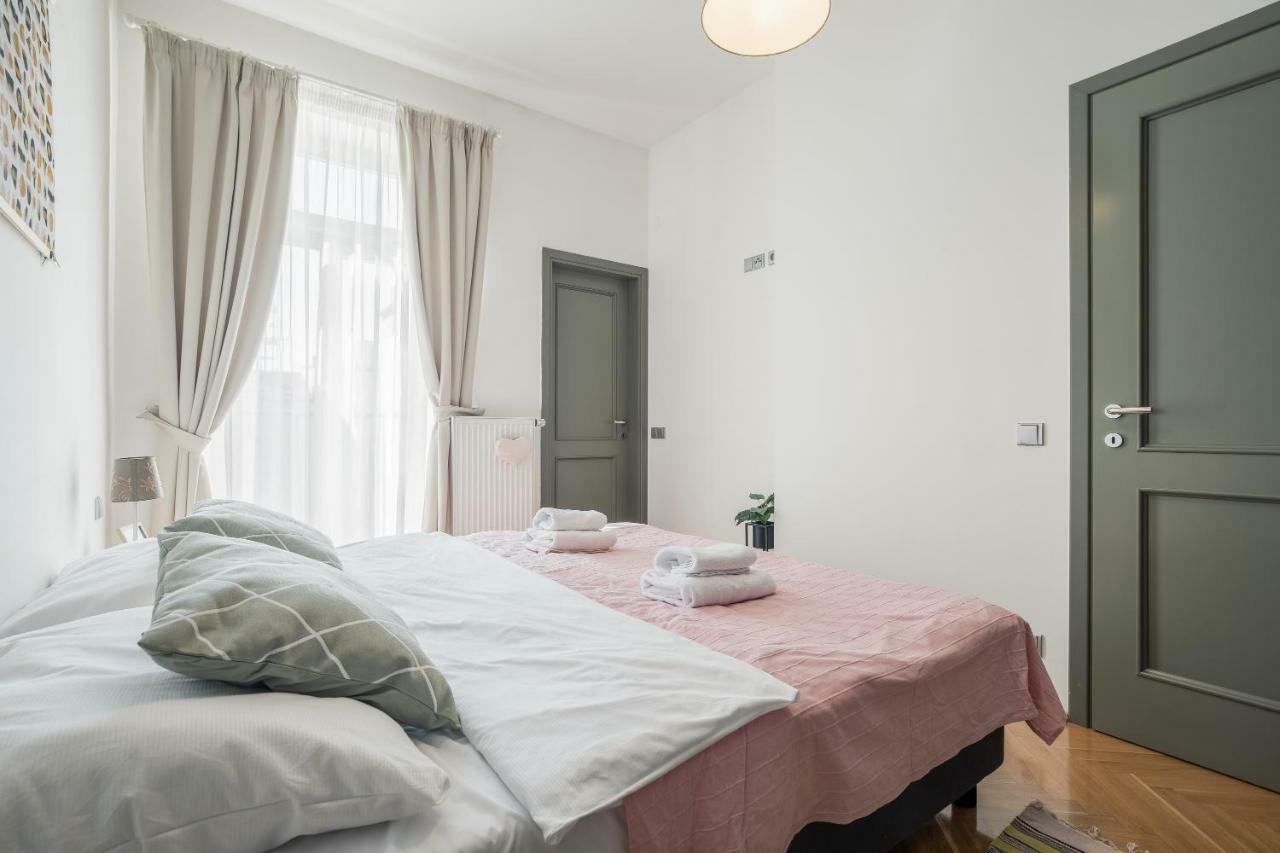 Art Apartments Prague II Εξωτερικό φωτογραφία