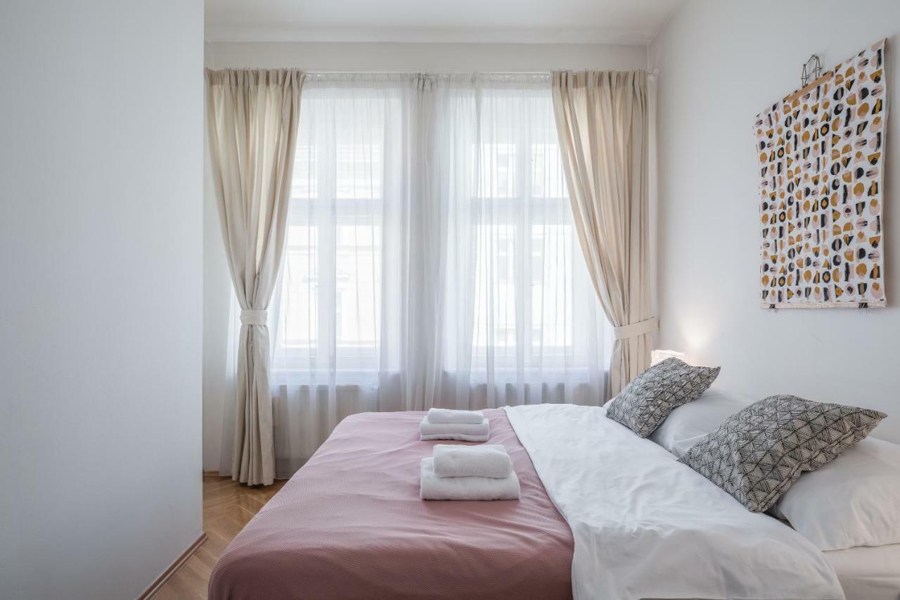 Art Apartments Prague II Εξωτερικό φωτογραφία