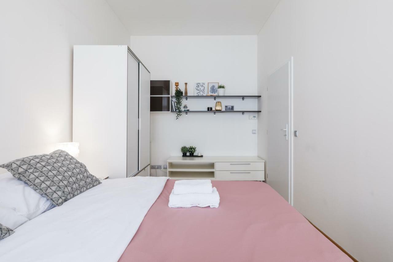 Art Apartments Prague II Εξωτερικό φωτογραφία
