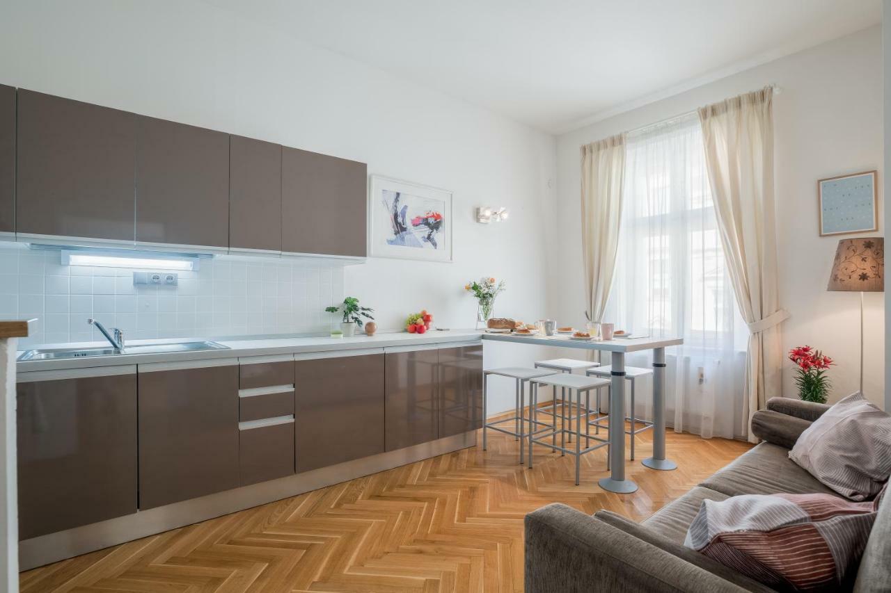 Art Apartments Prague II Εξωτερικό φωτογραφία