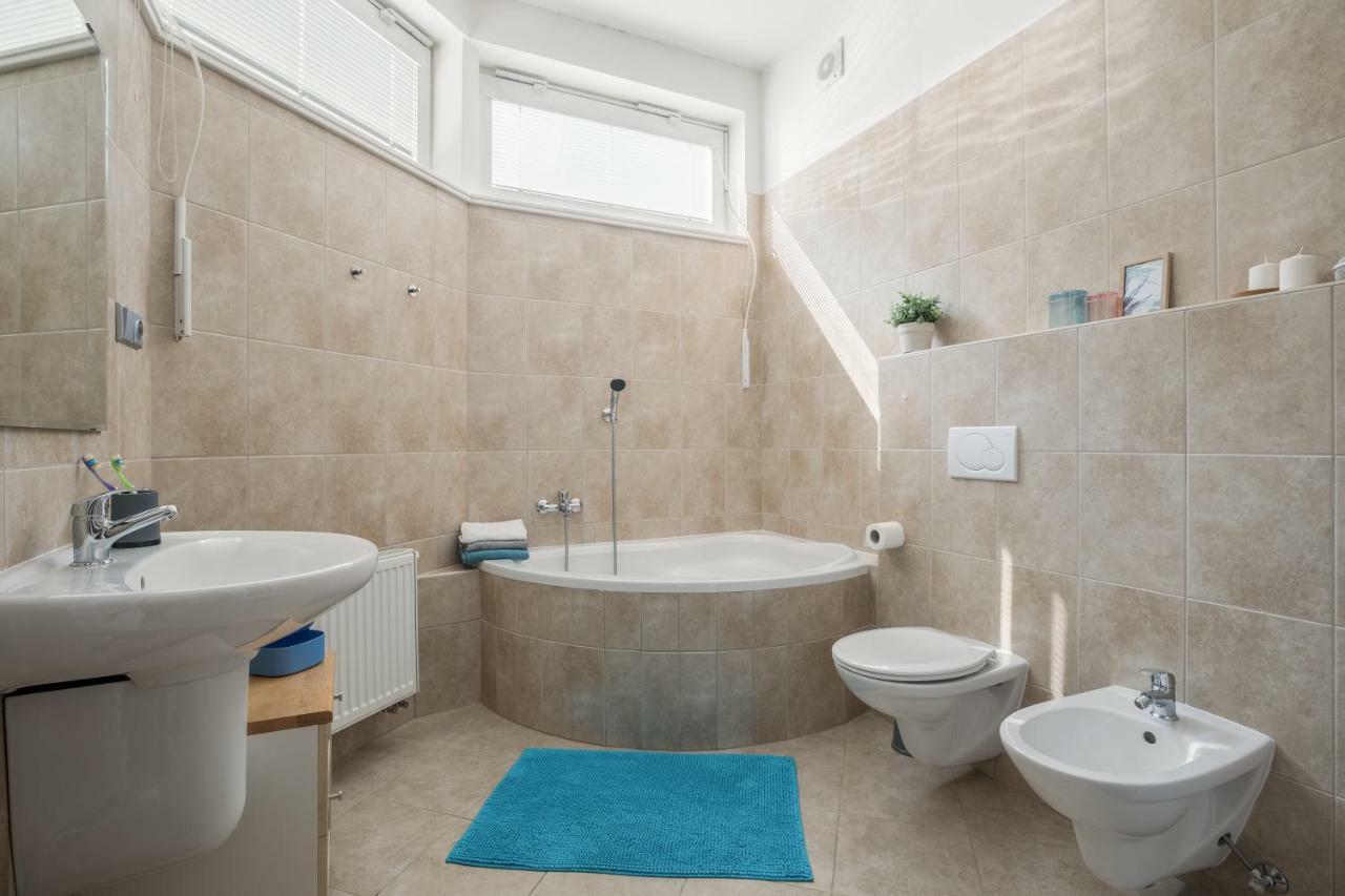 Art Apartments Prague II Εξωτερικό φωτογραφία