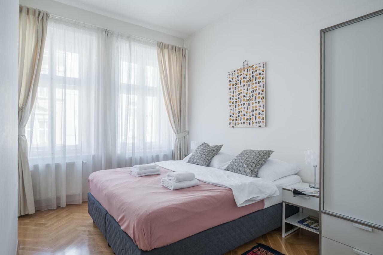 Art Apartments Prague II Εξωτερικό φωτογραφία