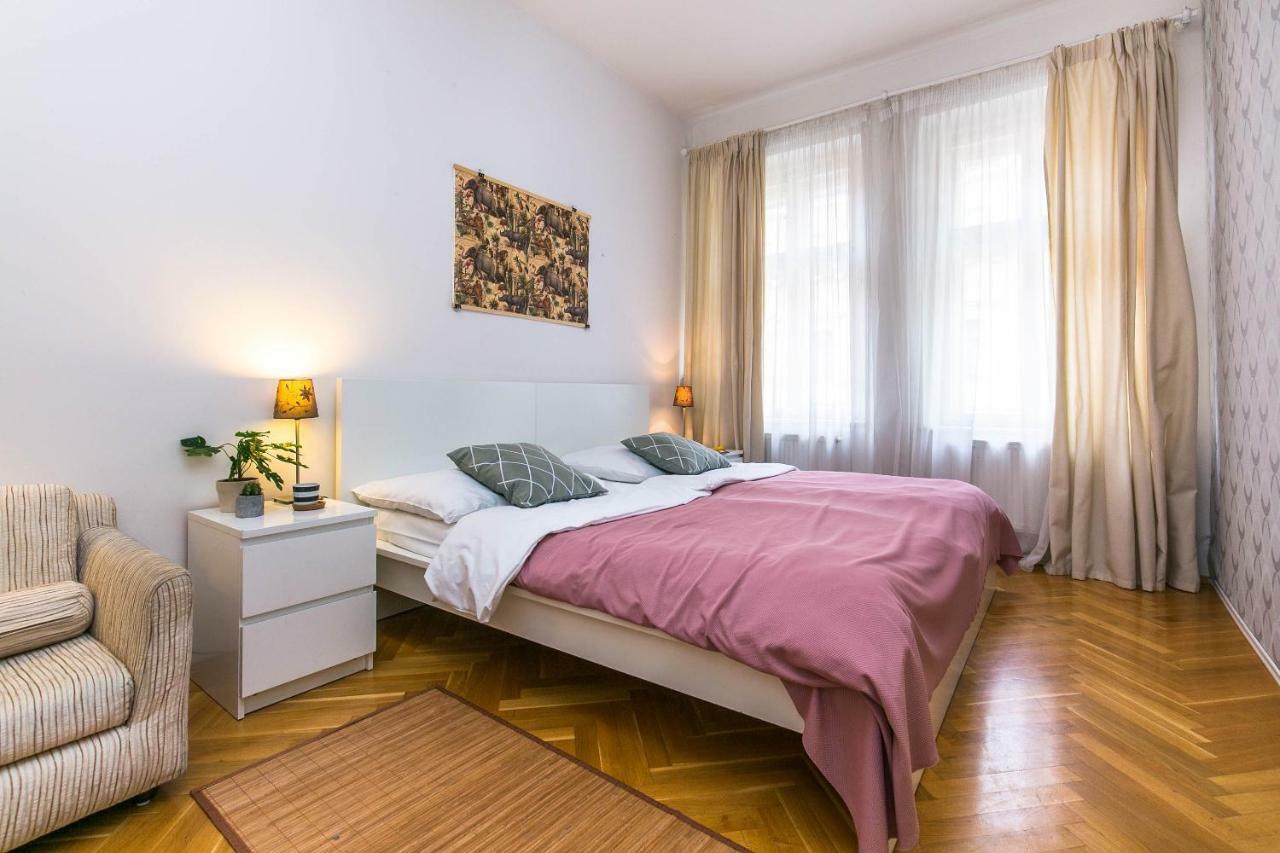 Art Apartments Prague II Εξωτερικό φωτογραφία